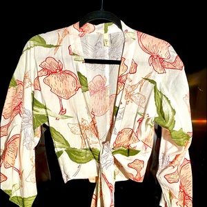 Lotus wrap with belle sleeves 🌸